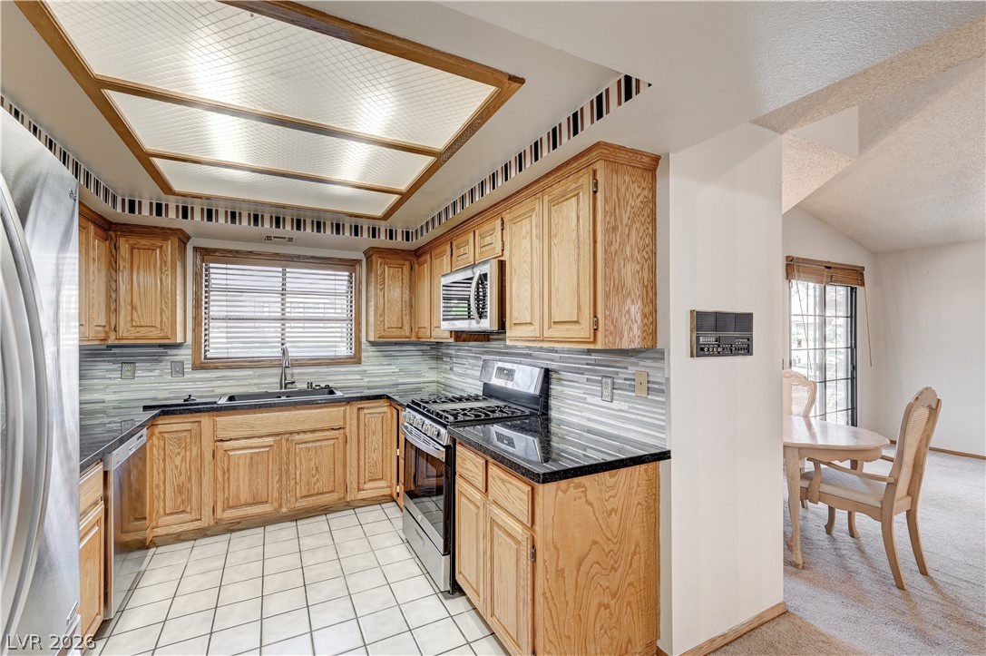 7916 Canoe Lane Las Vegas NV 89145