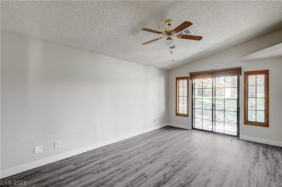 7916 Canoe Lane Las Vegas NV 89145