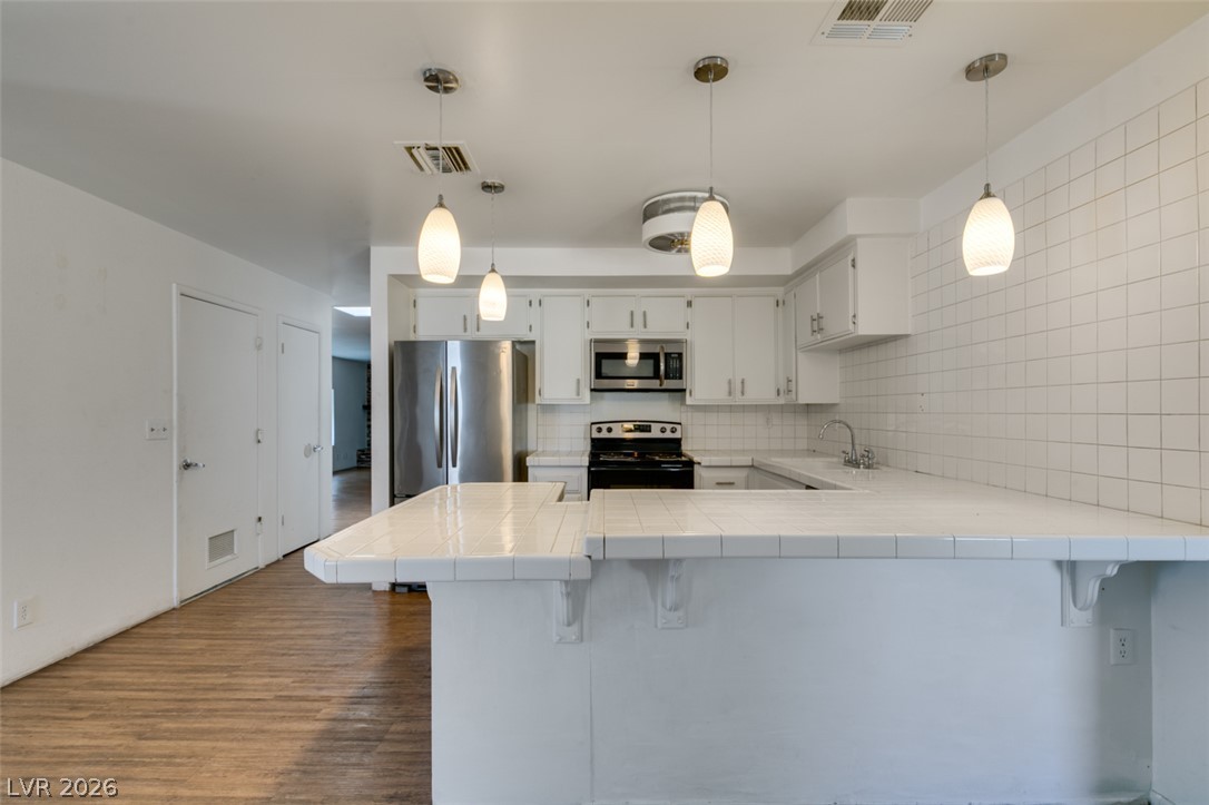 409 Estella Avenue Las Vegas NV 89107