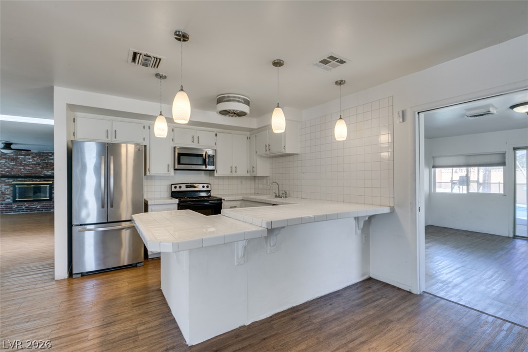 409 Estella Avenue Las Vegas NV 89107