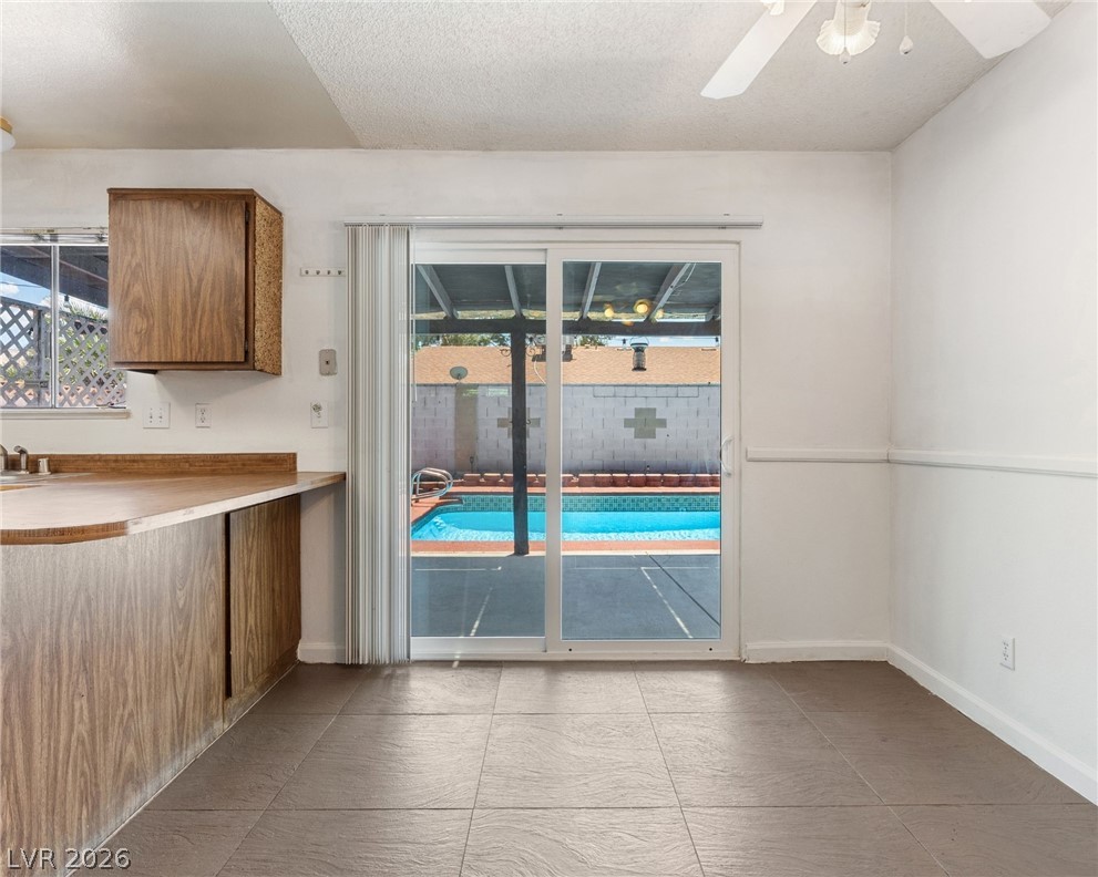 6371 West Viking Road Las Vegas NV 89103