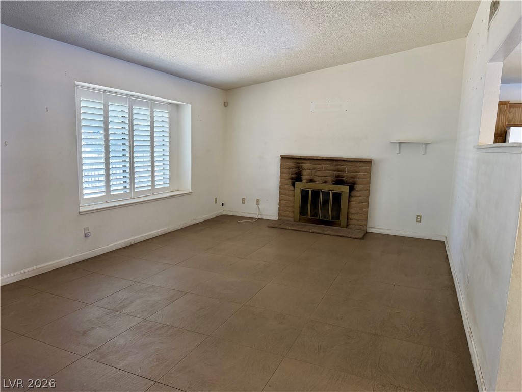 6371 West Viking Road Las Vegas NV 89103
