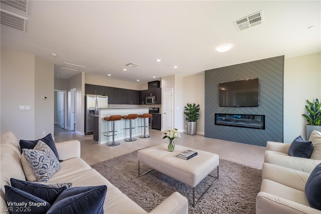 5183 Silica Chalk Avenue Las Vegas NV 89115