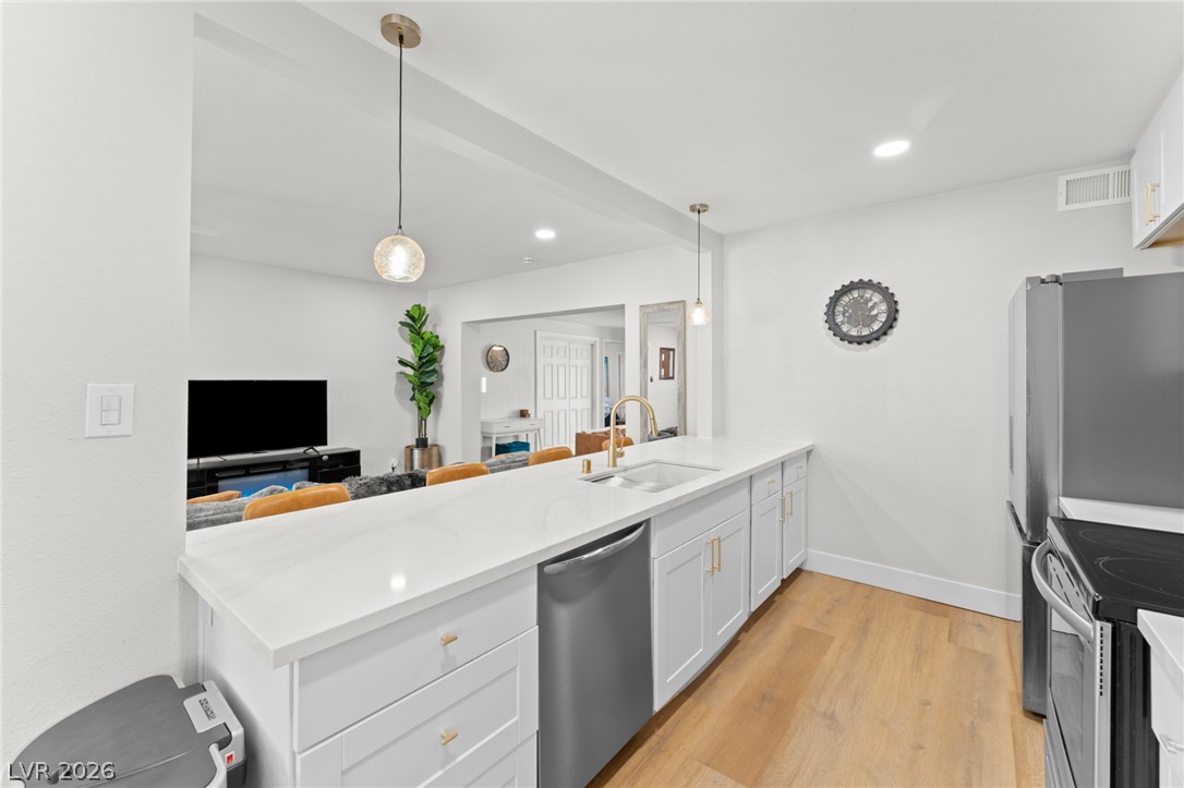 2112 Santa Ynez Drive Las Vegas NV 89104
