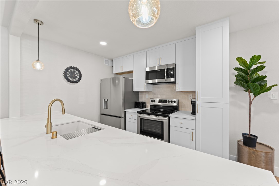2112 Santa Ynez Drive Las Vegas NV 89104