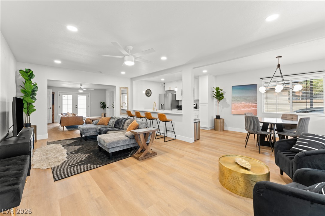 2112 Santa Ynez Drive Las Vegas NV 89104