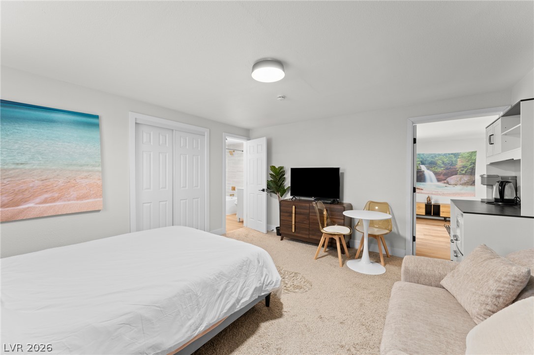 2112 Santa Ynez Drive Las Vegas NV 89104