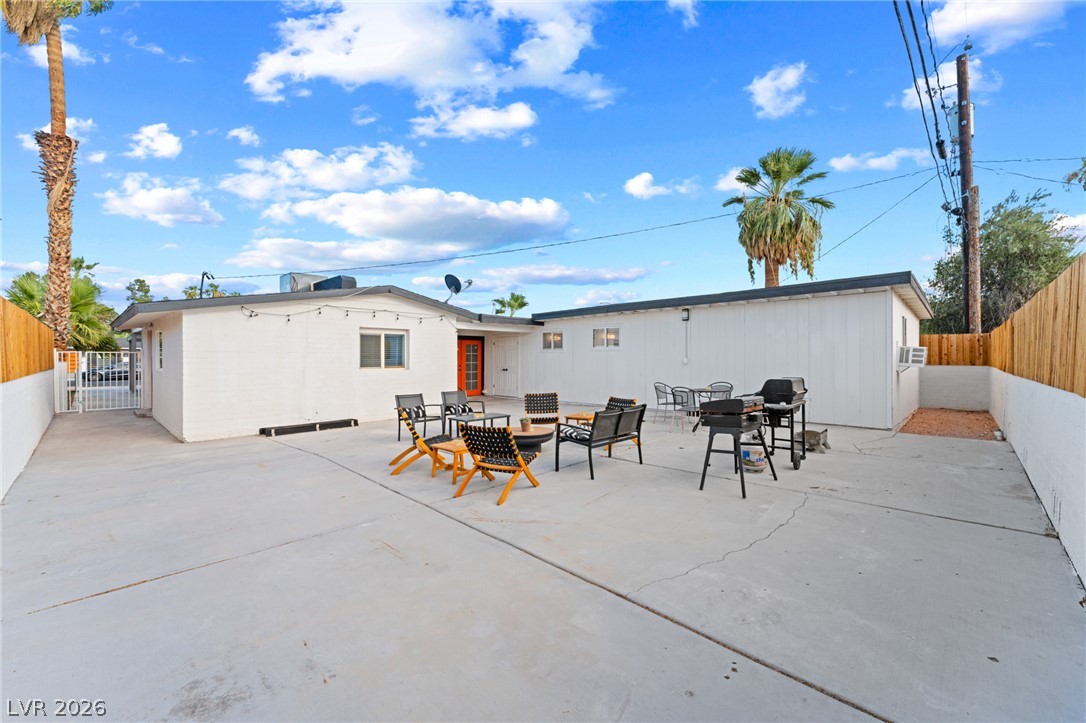 2112 Santa Ynez Drive Las Vegas NV 89104