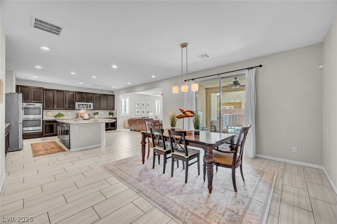 5560 Honey Creek Avenue Las Vegas NV 89131