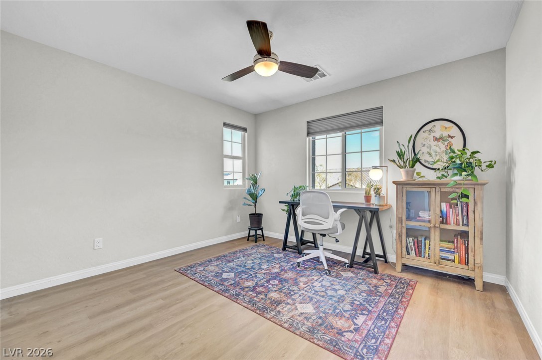 5560 Honey Creek Avenue Las Vegas NV 89131
