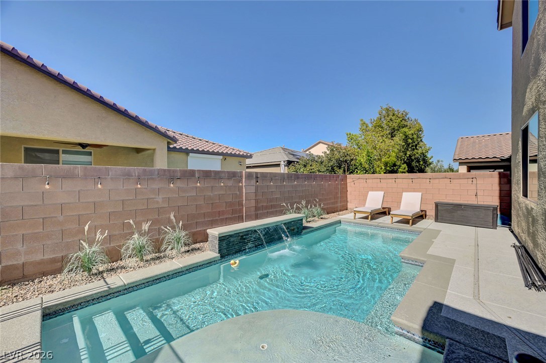 5560 Honey Creek Avenue Las Vegas NV 89131