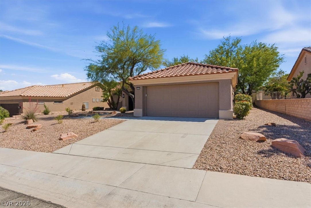 10013 Cresent Creek Drive Las Vegas NV 89134