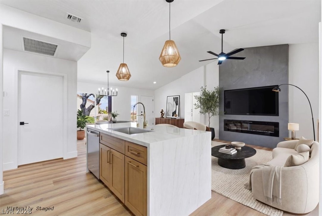 10013 Cresent Creek Drive Las Vegas NV 89134