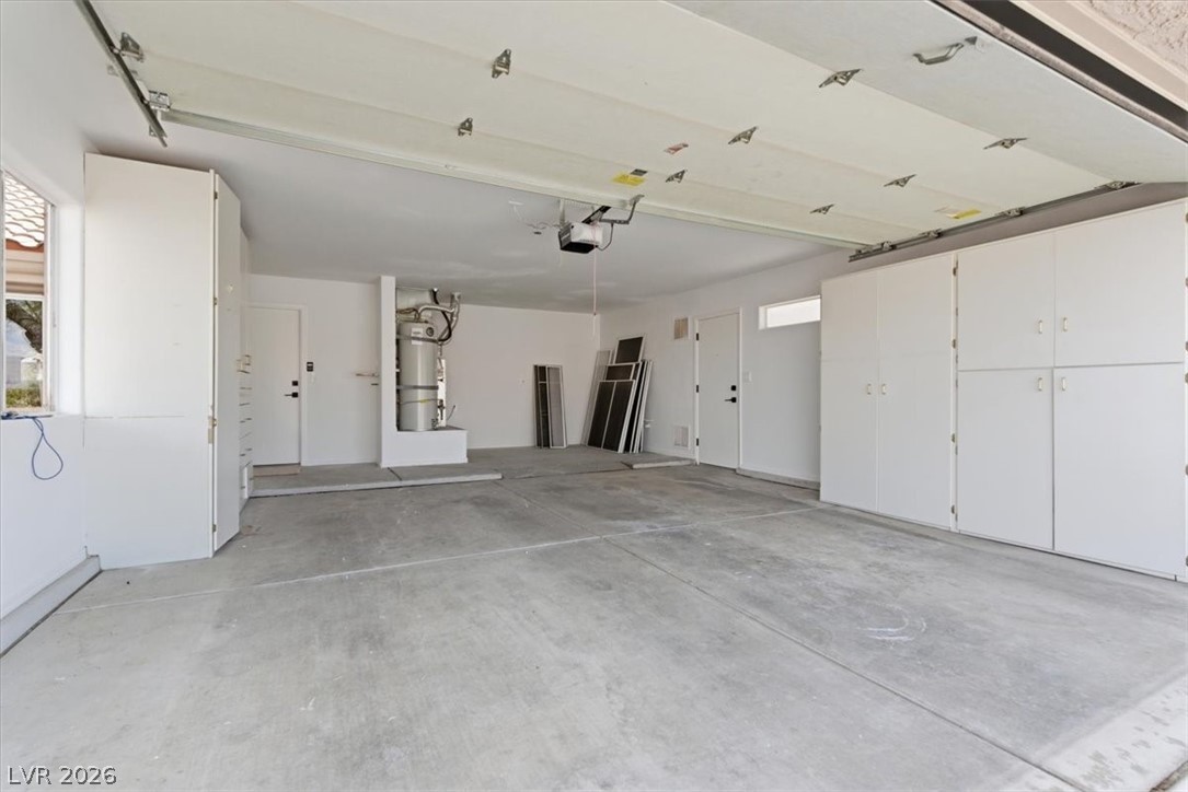 10013 Cresent Creek Drive Las Vegas NV 89134