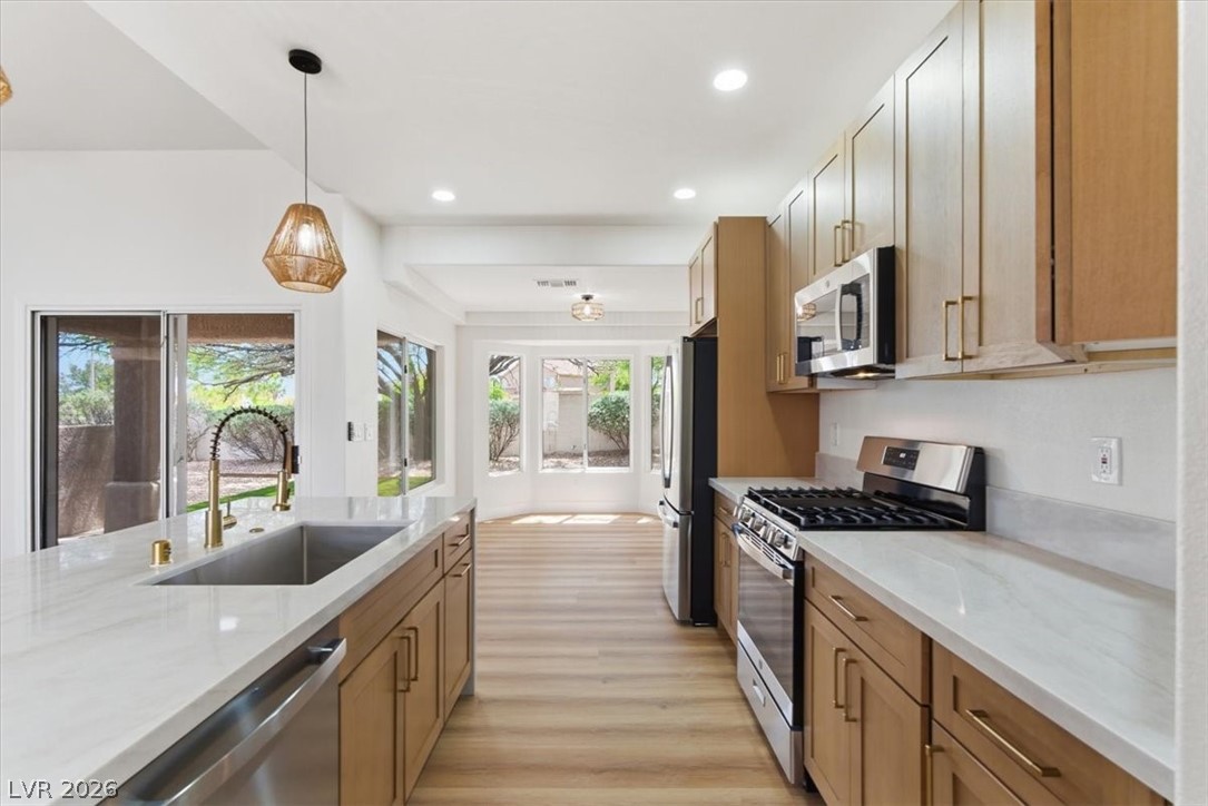 10013 Cresent Creek Drive Las Vegas NV 89134