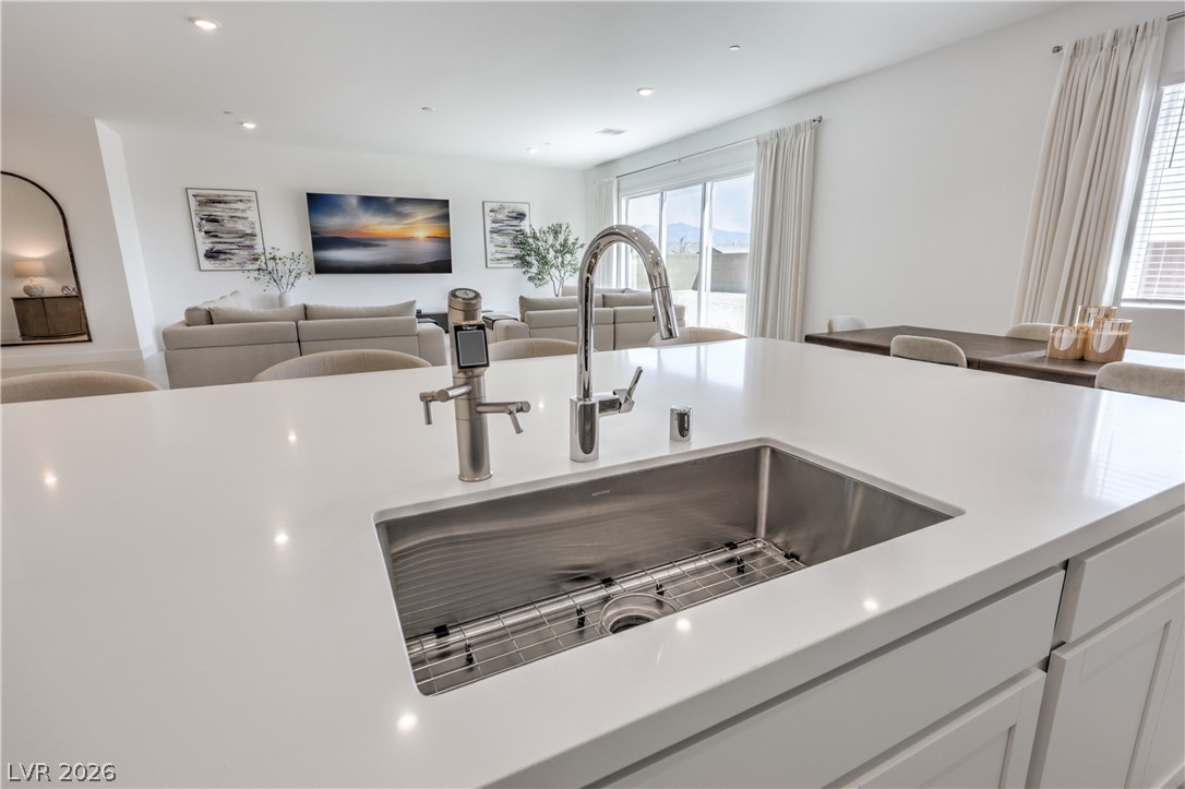 5262 Fisher Falls Court Las Vegas NV 89149