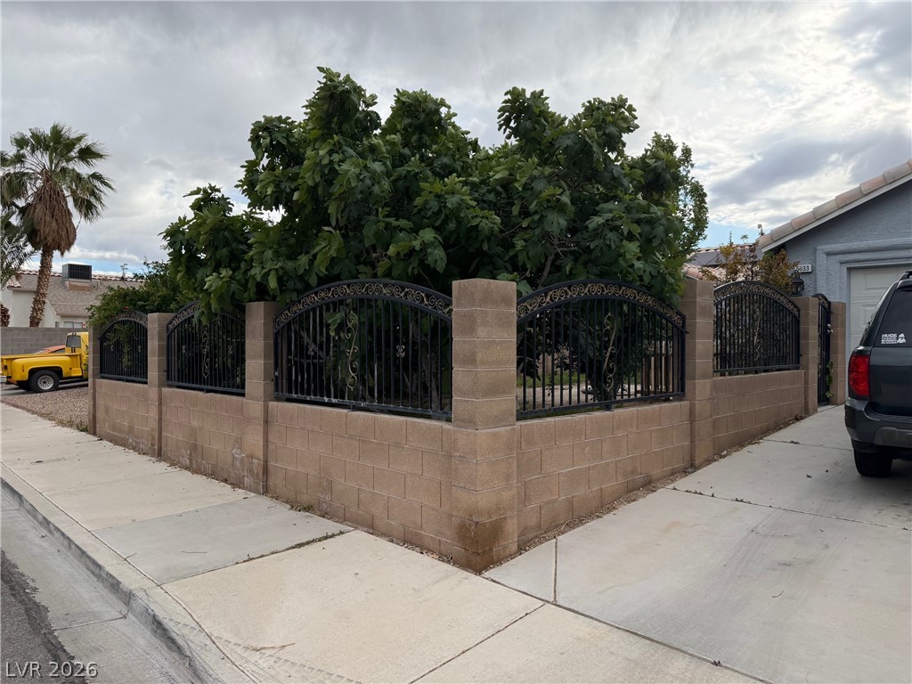 5033 Crystal Breeze Lane North Las Vegas NV 89031