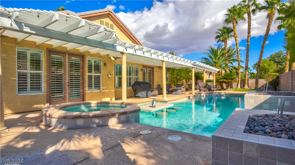 7301 Lake Farm Avenue Las Vegas NV 89131