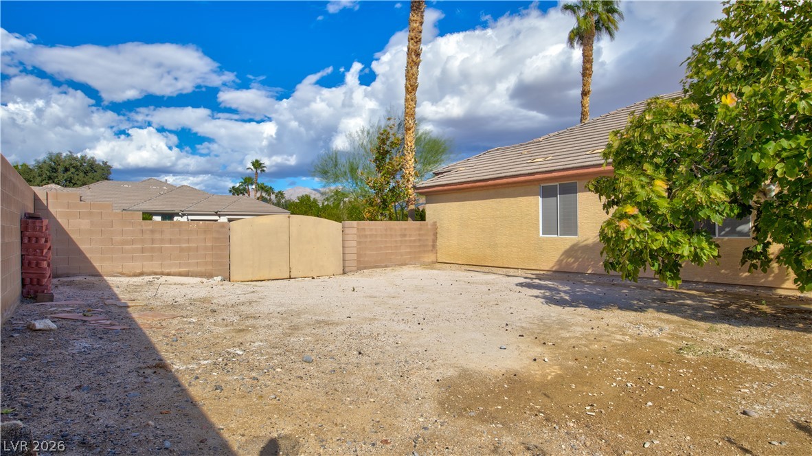 7301 Lake Farm Avenue Las Vegas NV 89131