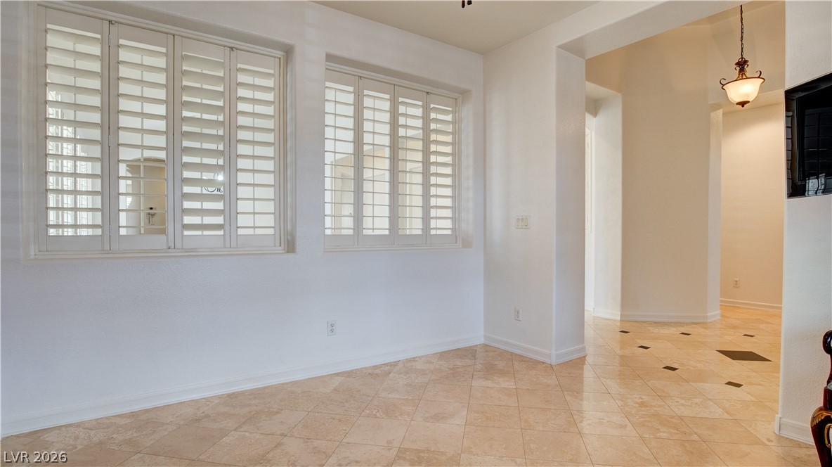 7301 Lake Farm Avenue Las Vegas NV 89131