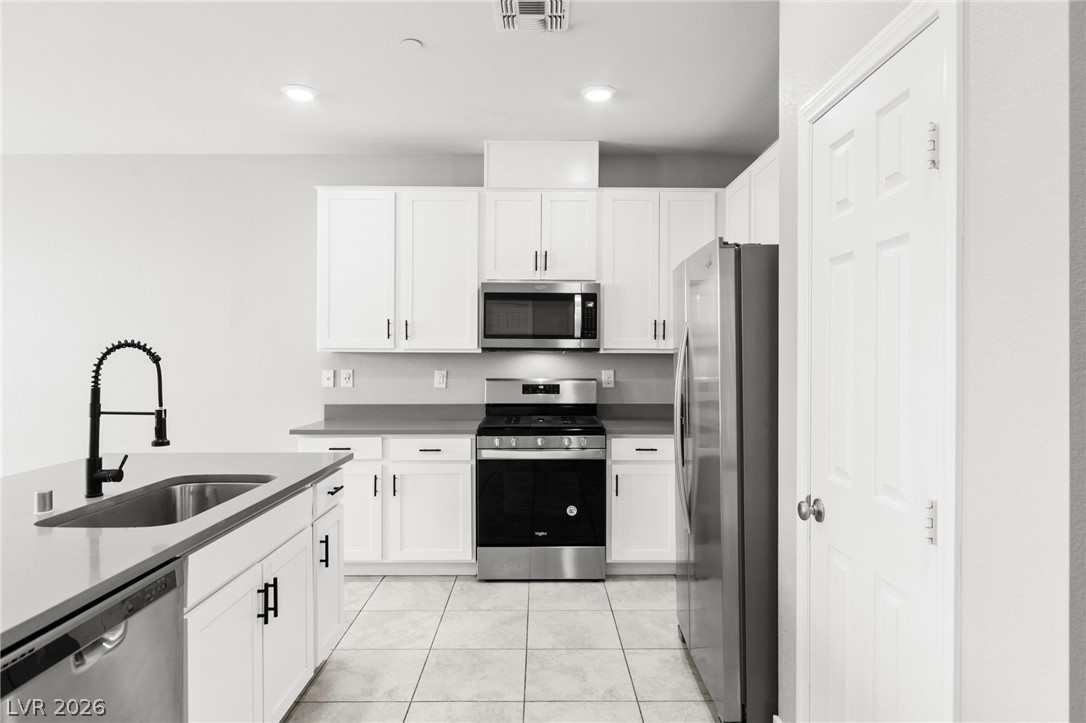 5317 Silver Branch Avenue Las Vegas NV 89118