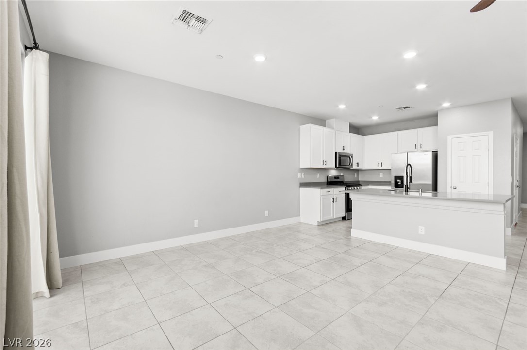 5317 Silver Branch Avenue Las Vegas NV 89118