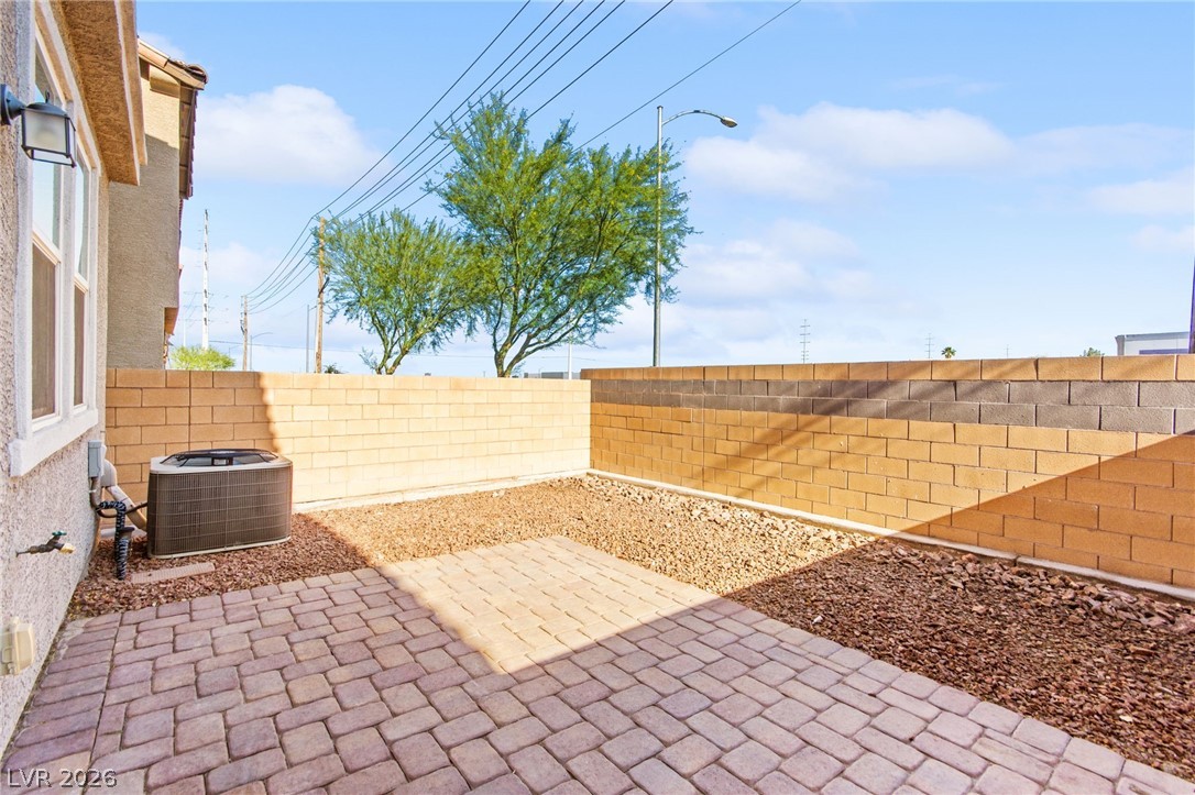 5317 Silver Branch Avenue Las Vegas NV 89118