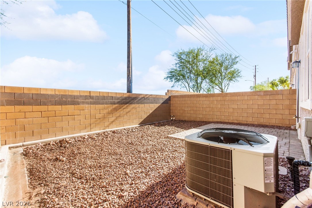 5317 Silver Branch Avenue Las Vegas NV 89118