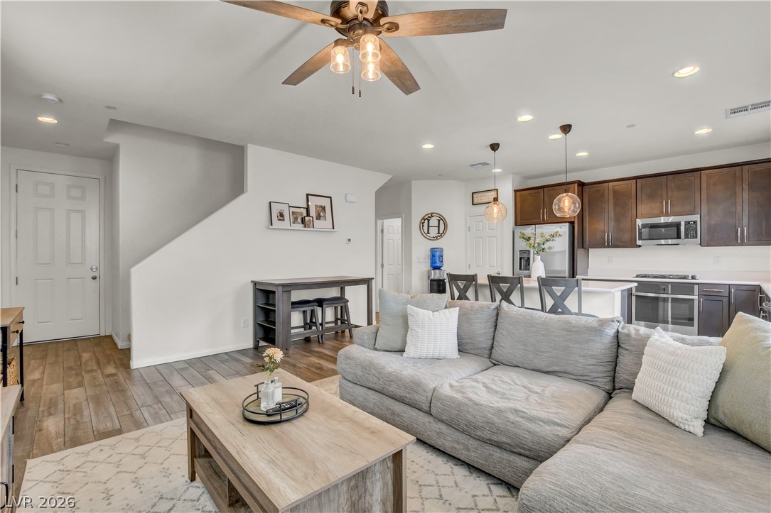 688 Bamboo Bend Place Henderson NV 89011