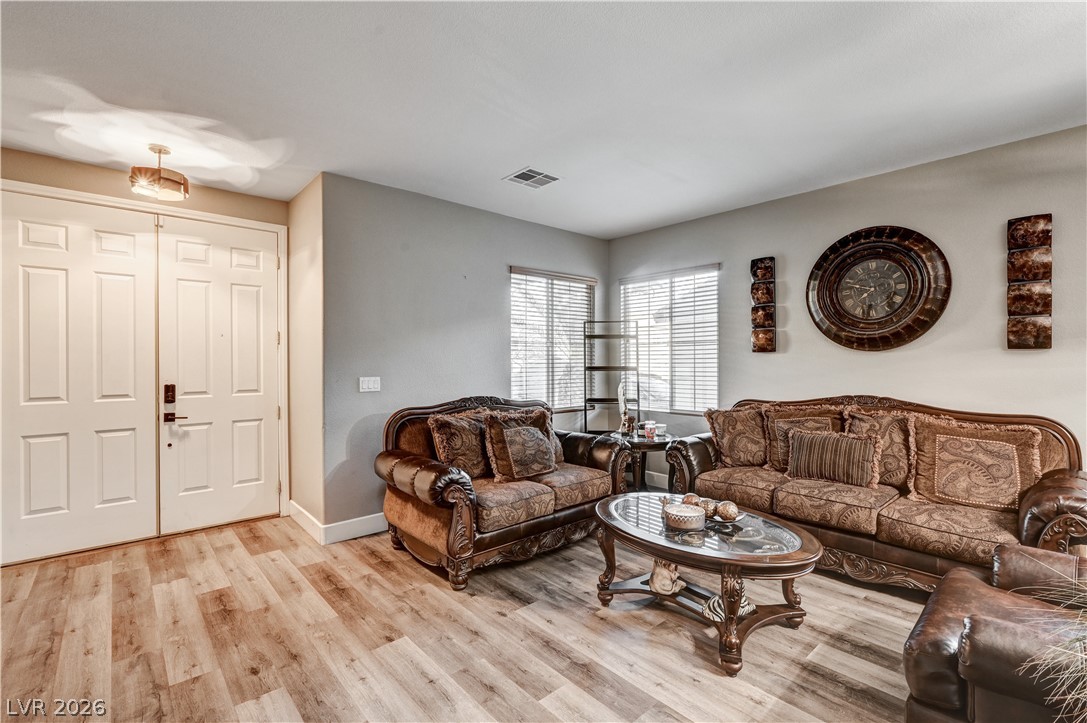 7821 Red Leaf Drive Las Vegas NV 89131