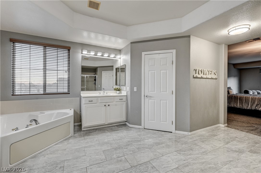 7821 Red Leaf Drive Las Vegas NV 89131