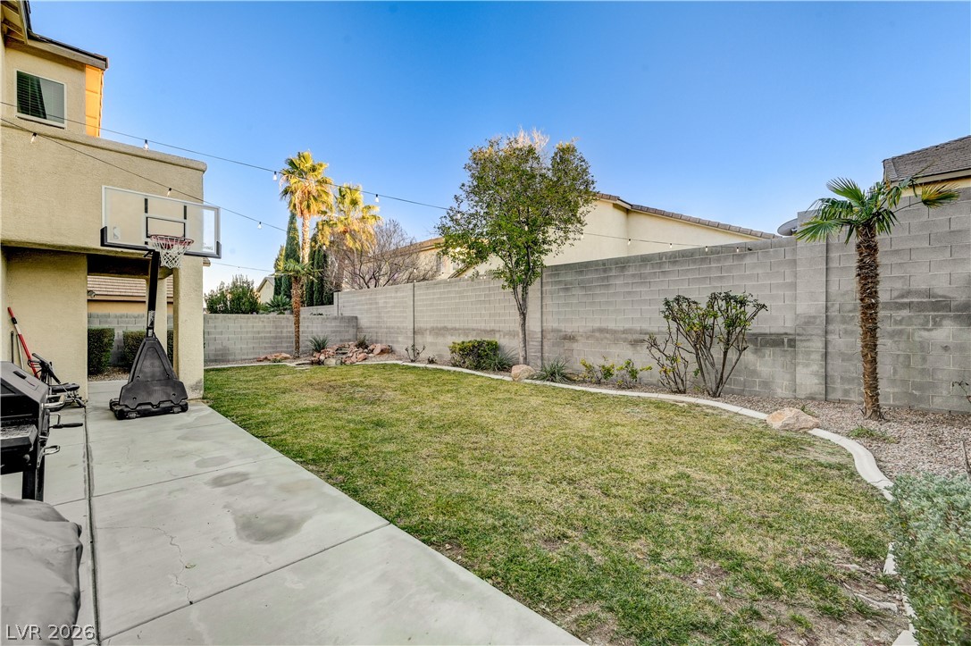 7821 Red Leaf Drive Las Vegas NV 89131