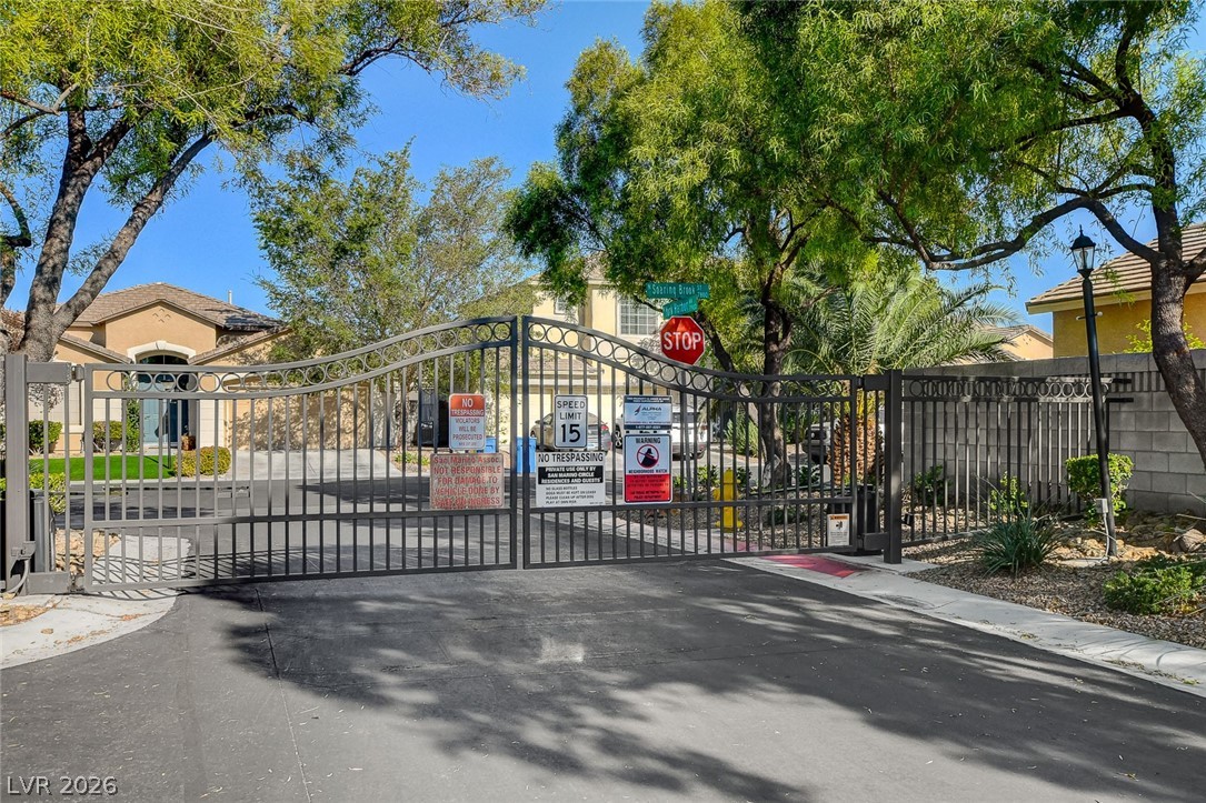 7821 Red Leaf Drive Las Vegas NV 89131