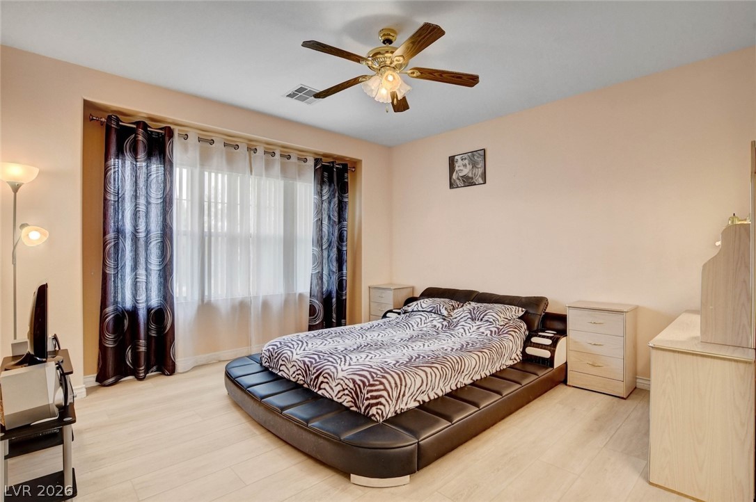 74 Tamarron Cliffs Street Las Vegas NV 89148