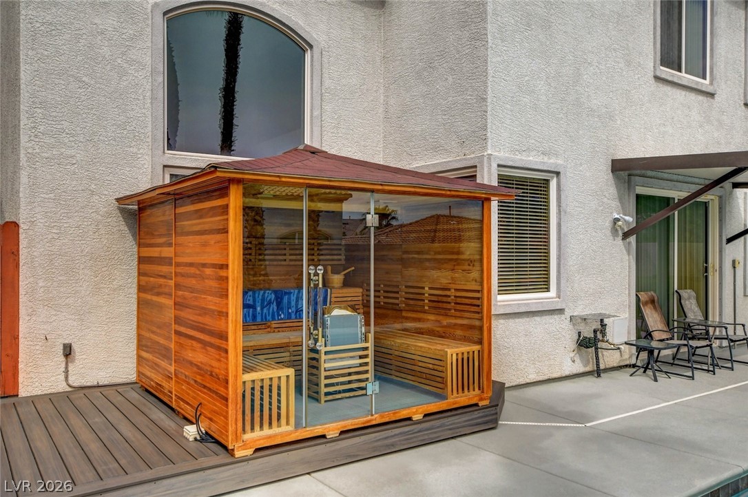 74 Tamarron Cliffs Street Las Vegas NV 89148