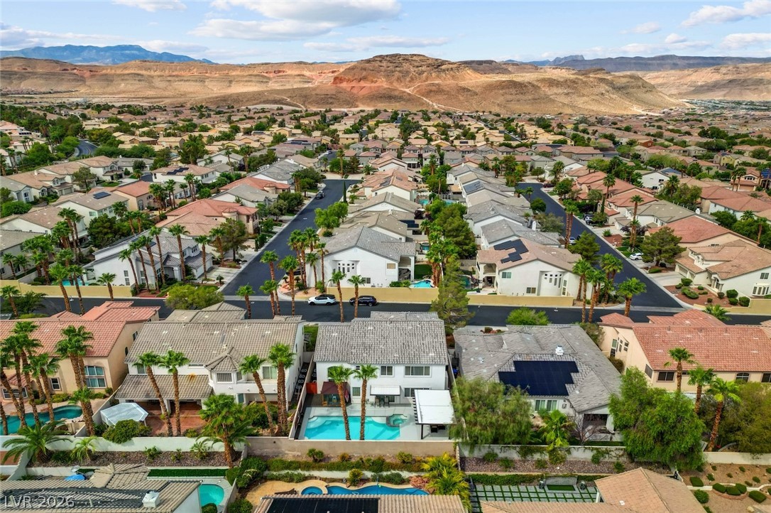 74 Tamarron Cliffs Street Las Vegas NV 89148