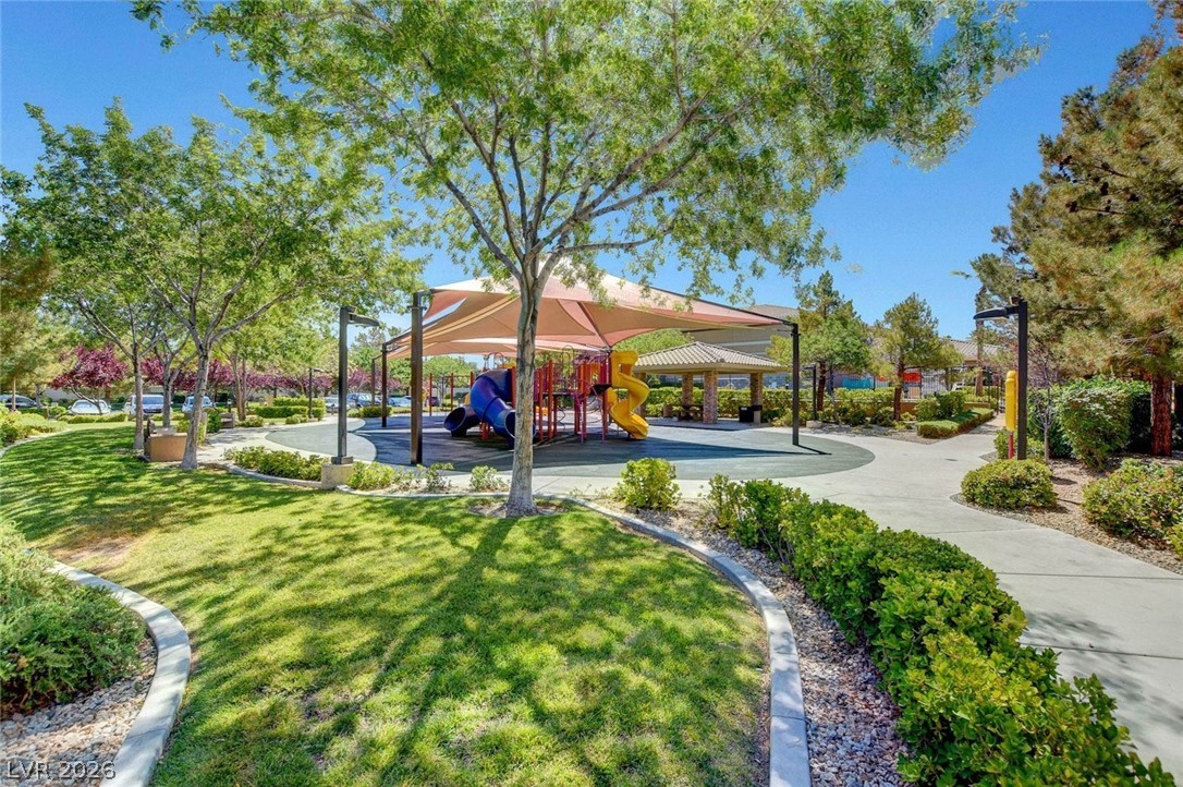 74 Tamarron Cliffs Street Las Vegas NV 89148