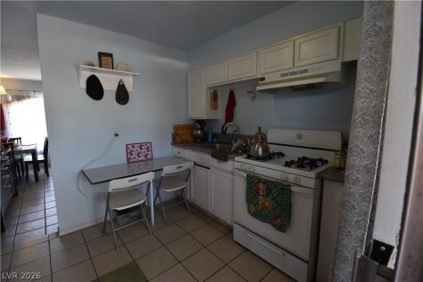 3908 Palos Verdes Street Las Vegas NV 89119