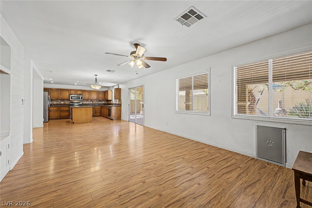 9905 Ranch Hand Avenue Las Vegas NV 89117