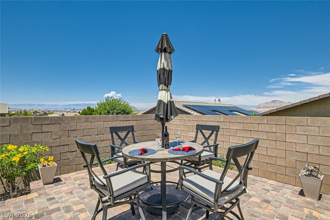 498 Pebble Run Avenue Henderson NV 89011