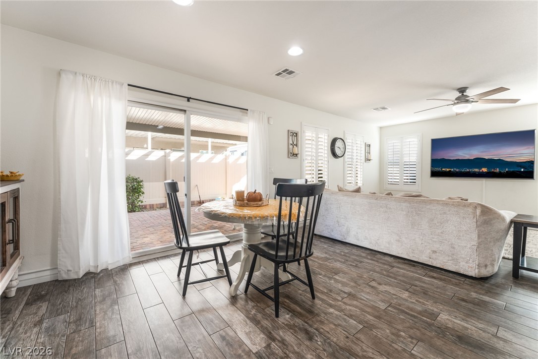 3668 Via Mariposa Avenue Las Vegas NV 89115