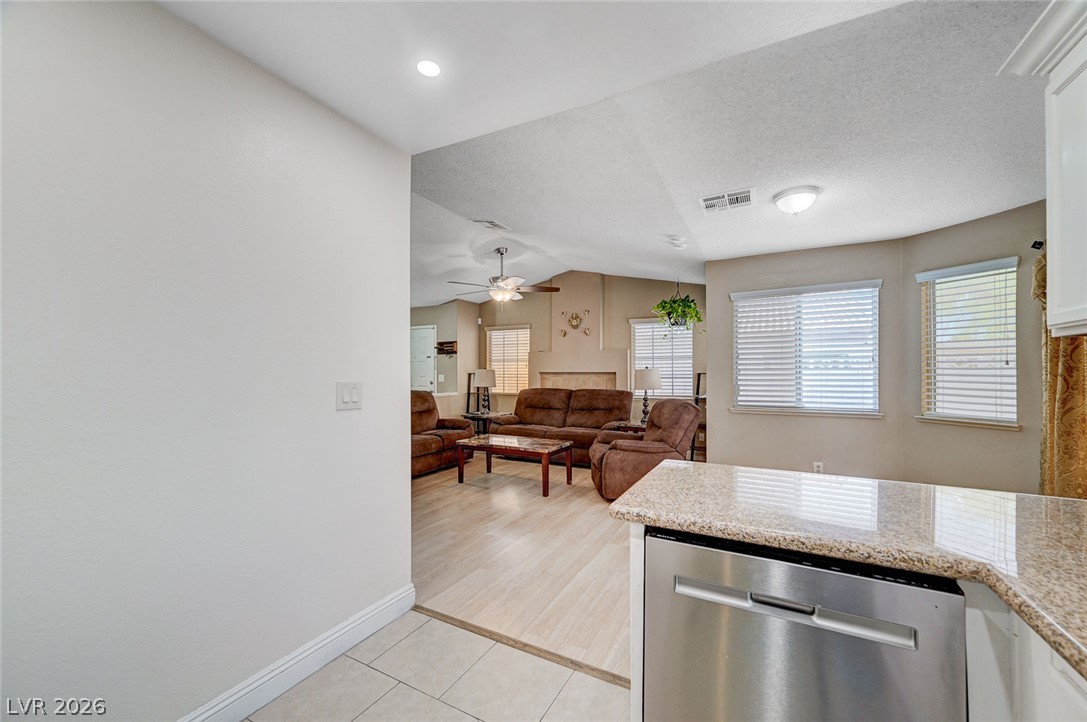 2368 Los Feliz Street Las Vegas NV 89156