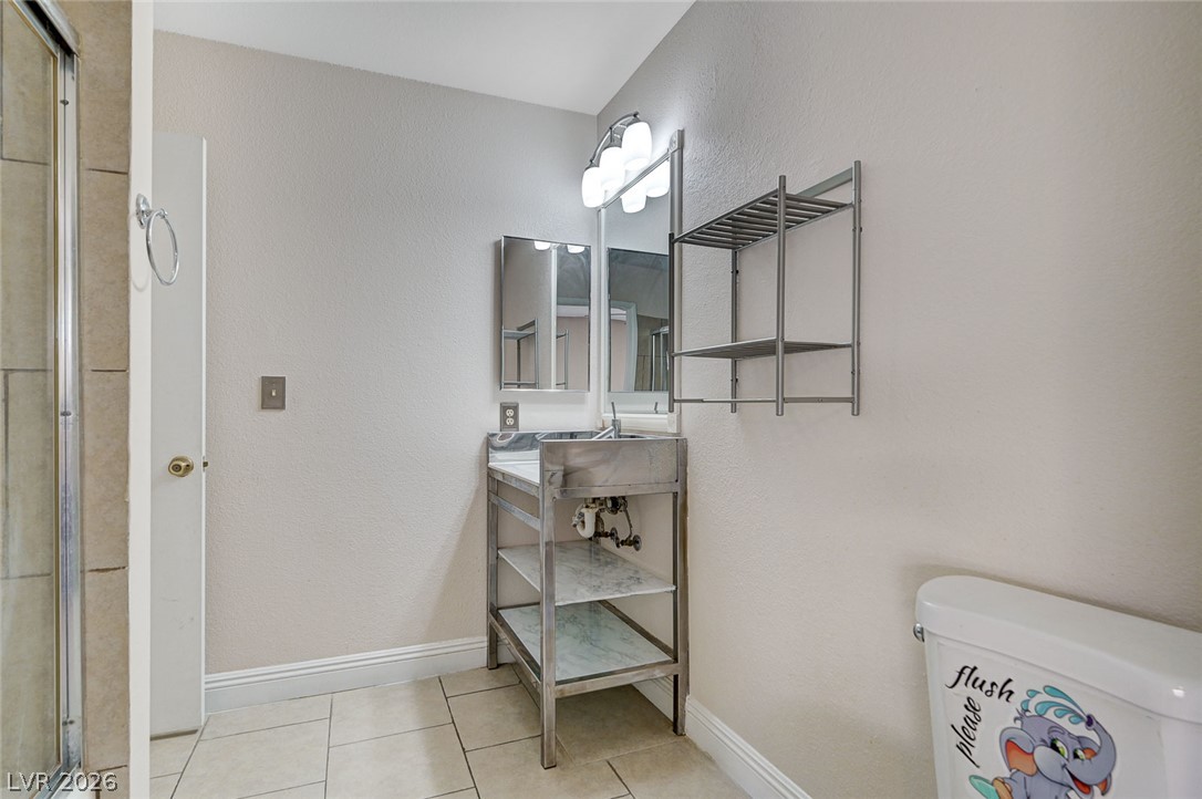 2368 Los Feliz Street Las Vegas NV 89156