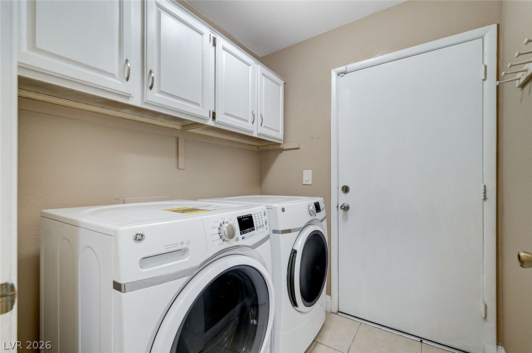 2368 Los Feliz Street Las Vegas NV 89156