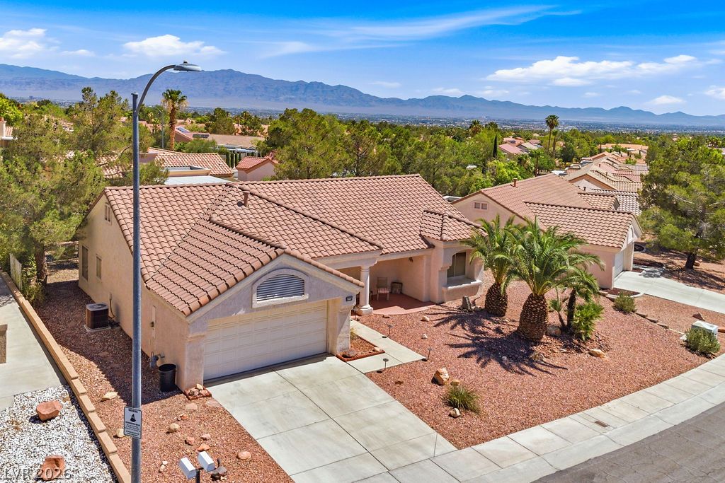 9716 Blue Bell Drive Las Vegas NV 89134