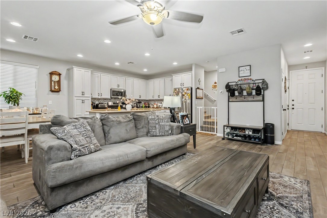 403 Stephen Clear Avenue North Las Vegas NV 89031