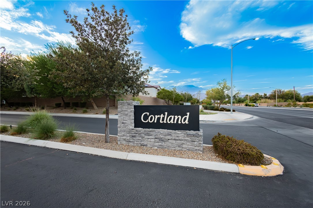 403 Stephen Clear Avenue North Las Vegas NV 89031