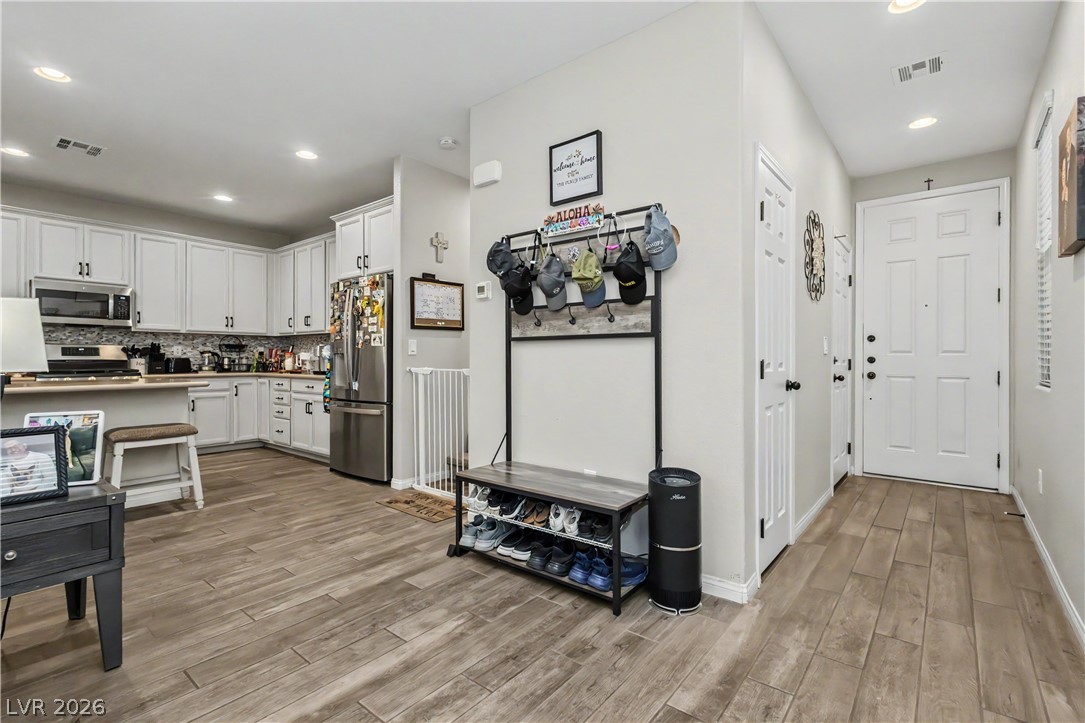 403 Stephen Clear Avenue North Las Vegas NV 89031