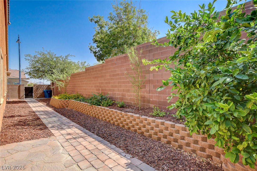 901 Gatesbridge Avenue Henderson NV 89012