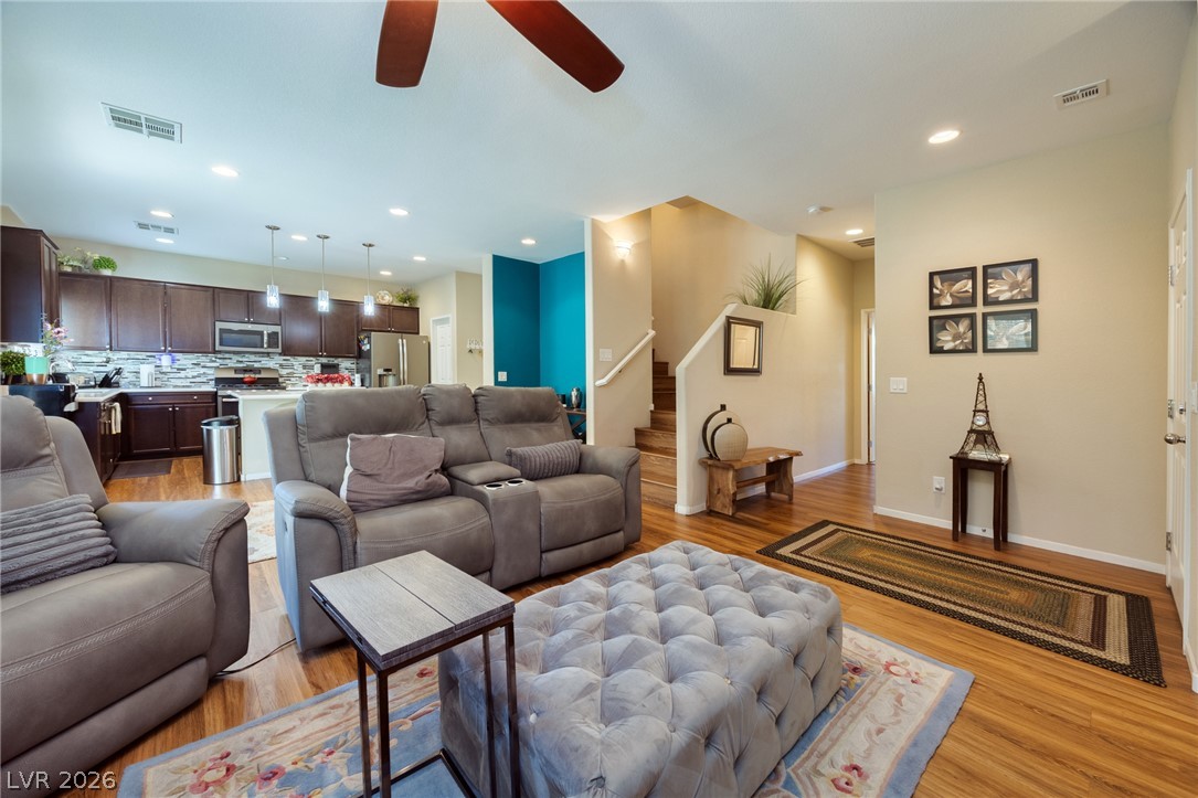 10821 Knickerbocker Avenue Las Vegas NV 89166